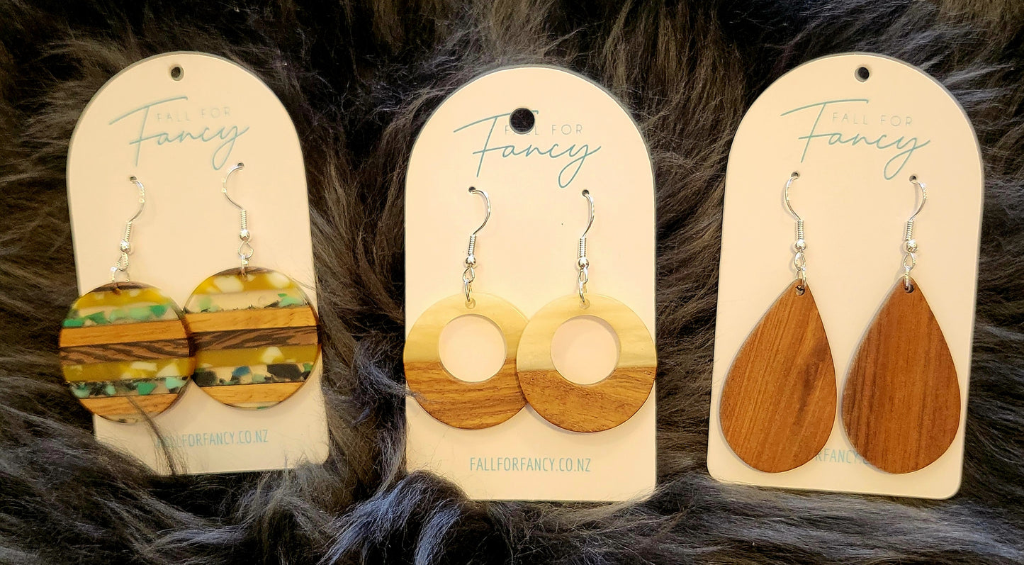 Large round wood and resin drops