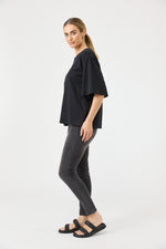 Studio T-shirt - Ebony