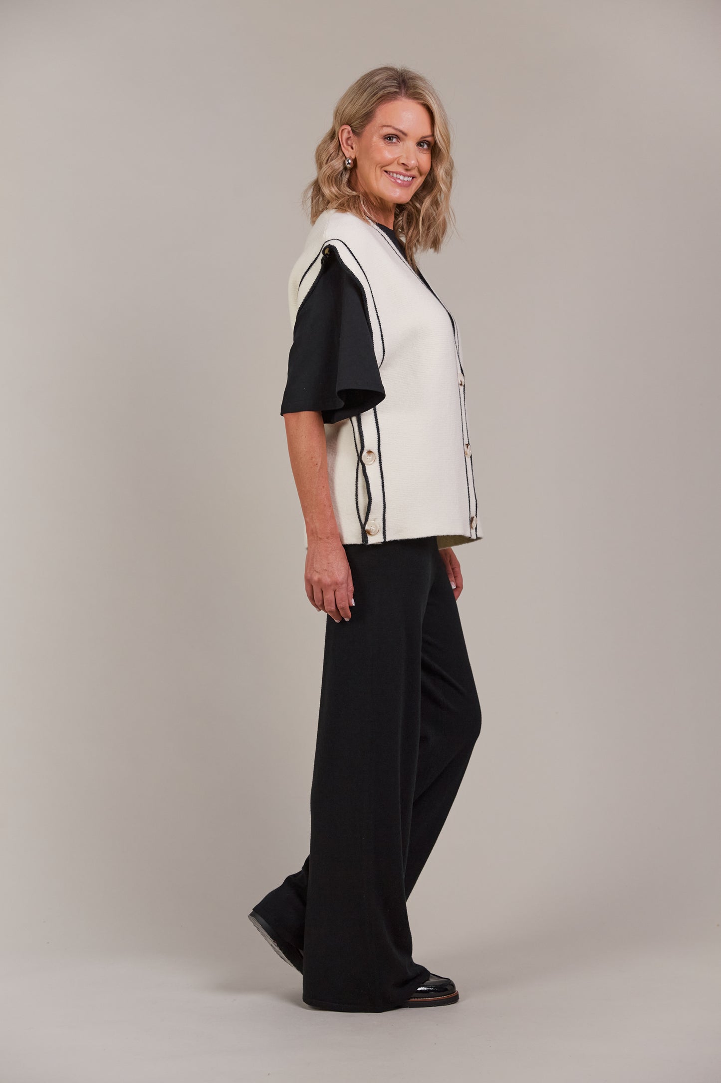 Avino Knit Vest- Ecru