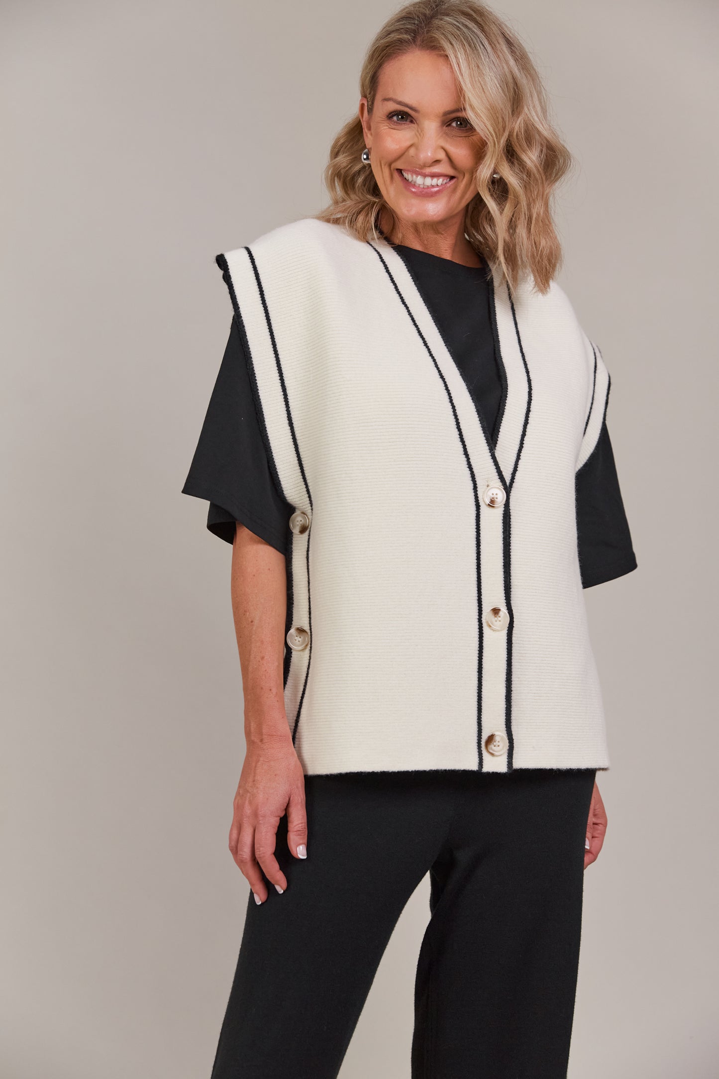 Avino Knit Vest- Ecru