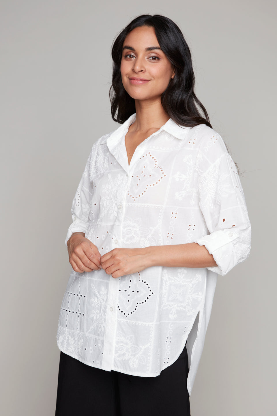 Embroidered blouse Spring 2025 from Carre Noir