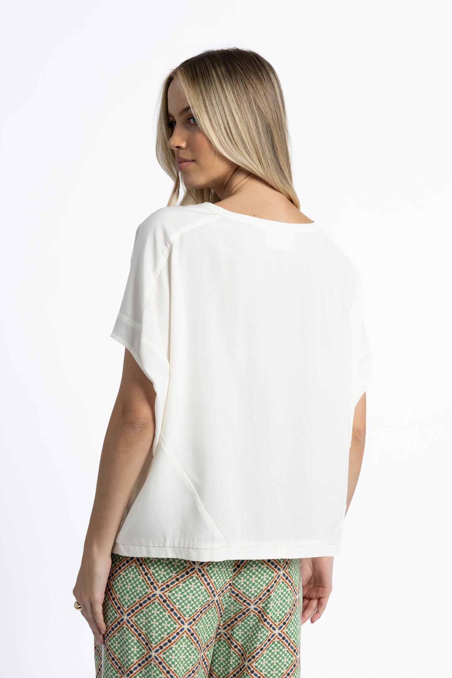 LUSH TOP from Humidity Lifestyle in Cream