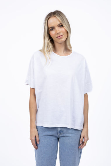 DIPPY TEE - WHITE