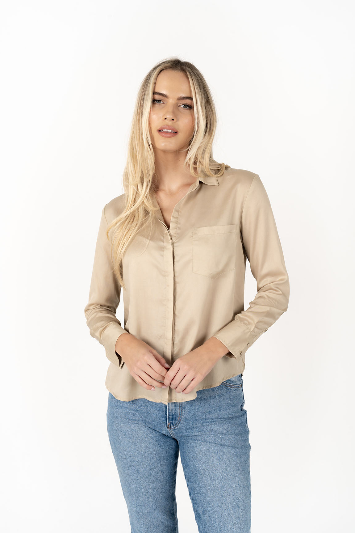 THE CLASSIC SHIRT - Oyster colour