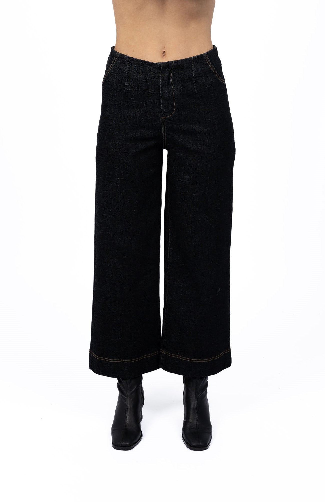 FLEETWOOD JEAN - WIDE LEG AW25