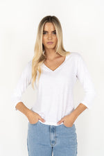 STELLA V NECK LONG SLEEVED TEE