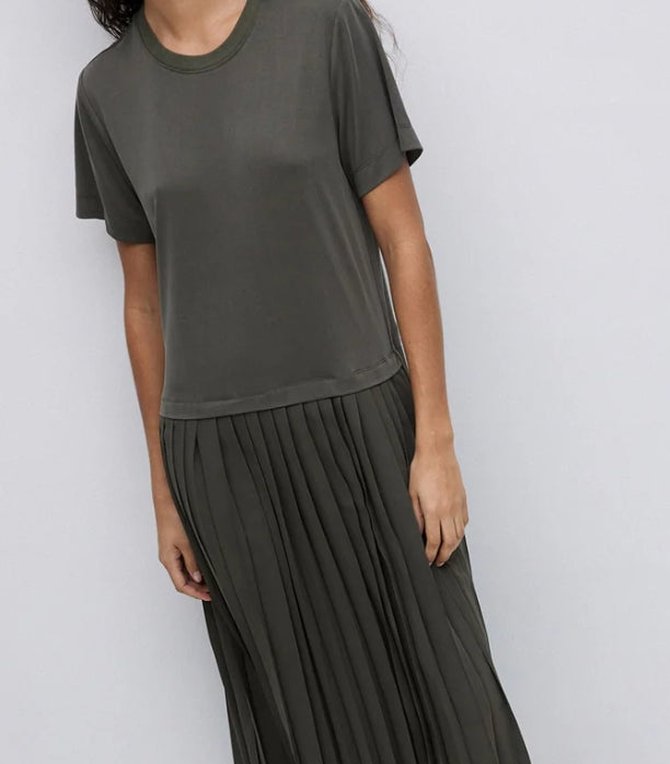 Yerse Barcelona Khaki flared dress