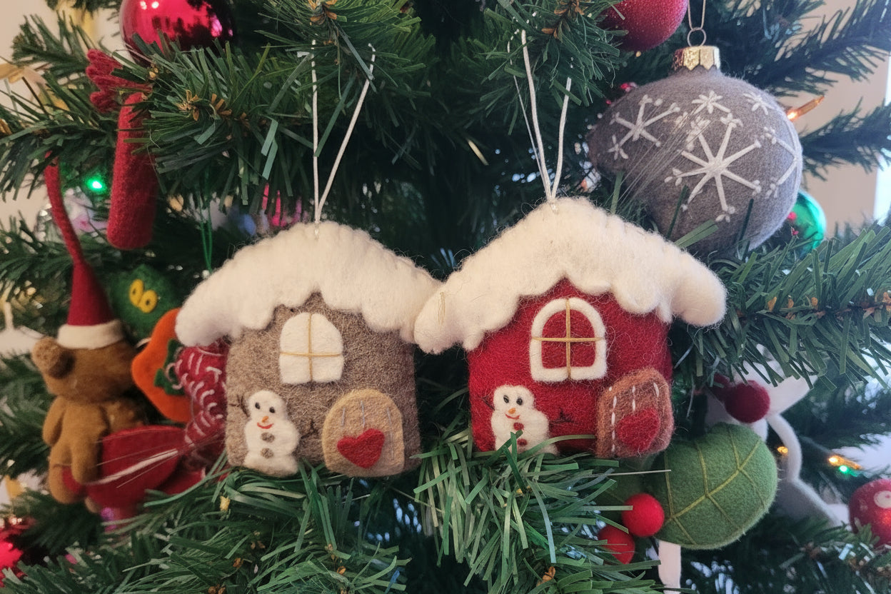 Pashom Christmas House Hanging Decoration