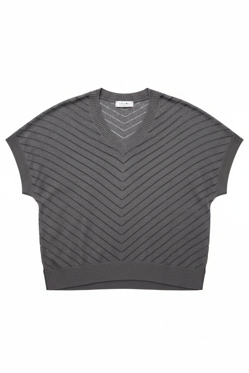 Detail Linen Top from LD&Co - Graphite