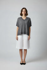 Detail Linen Top from LD&Co - Graphite