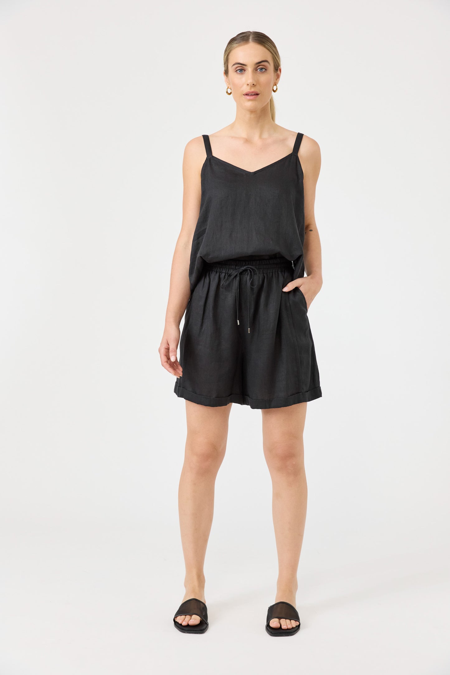 Studio Short - Navy