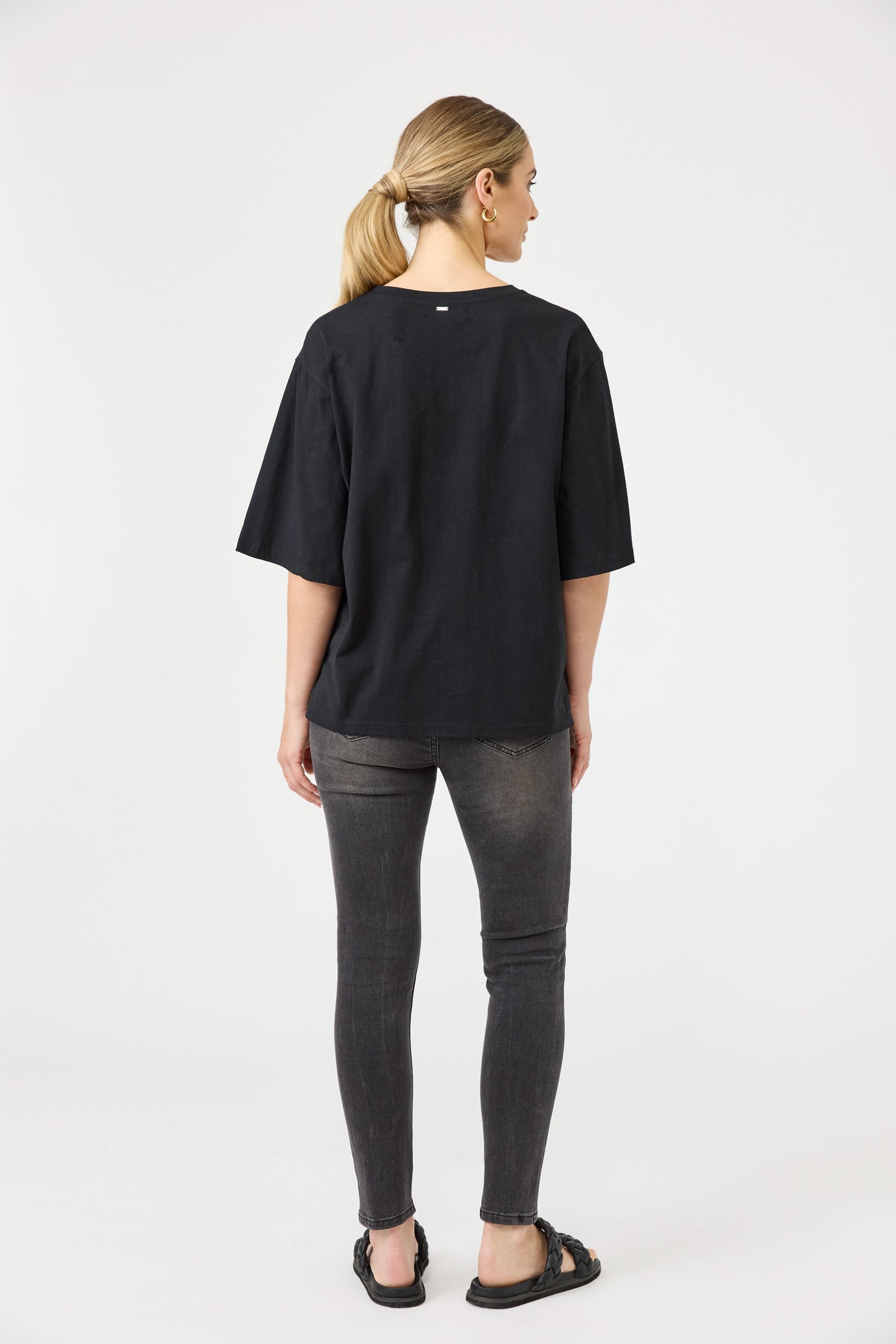 Studio T-shirt - Ebony