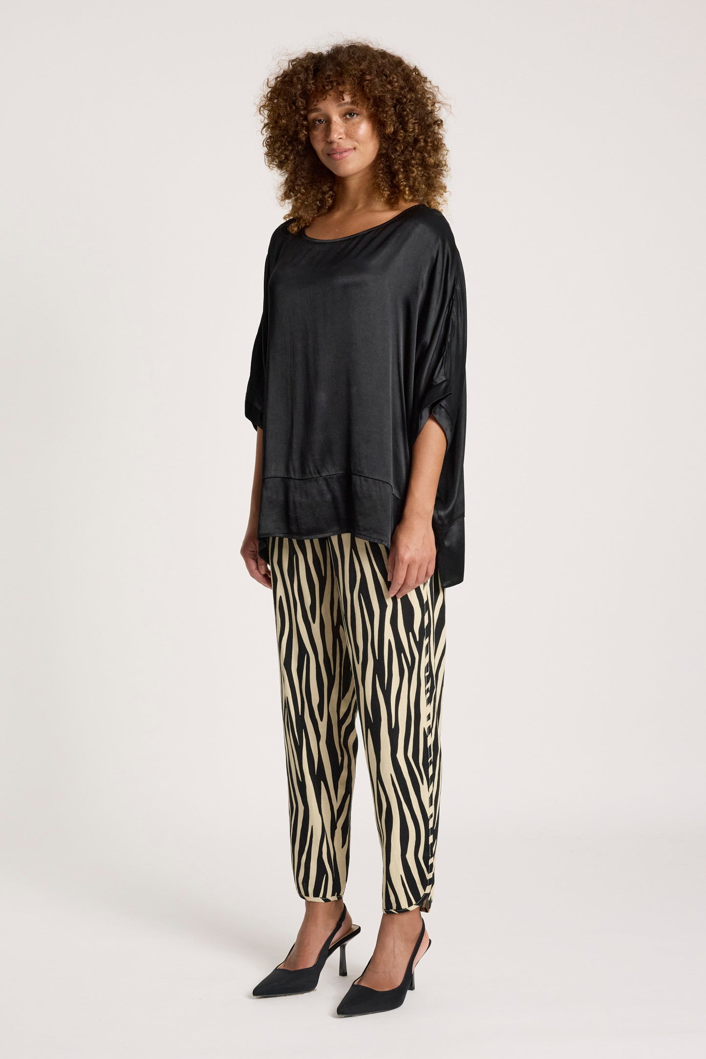 San Top from Eb+Ive -Black