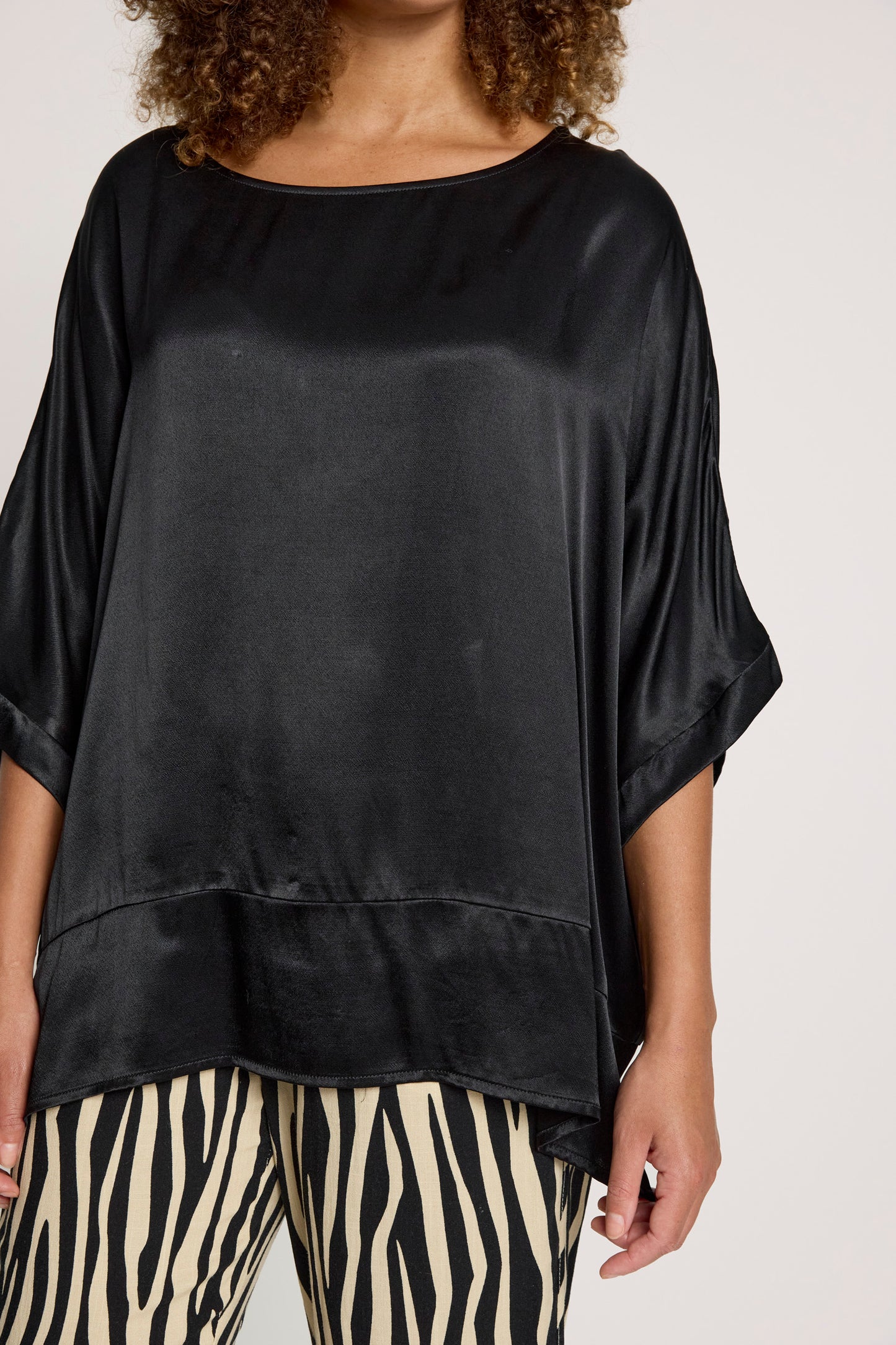 San Top from Eb+Ive -Black