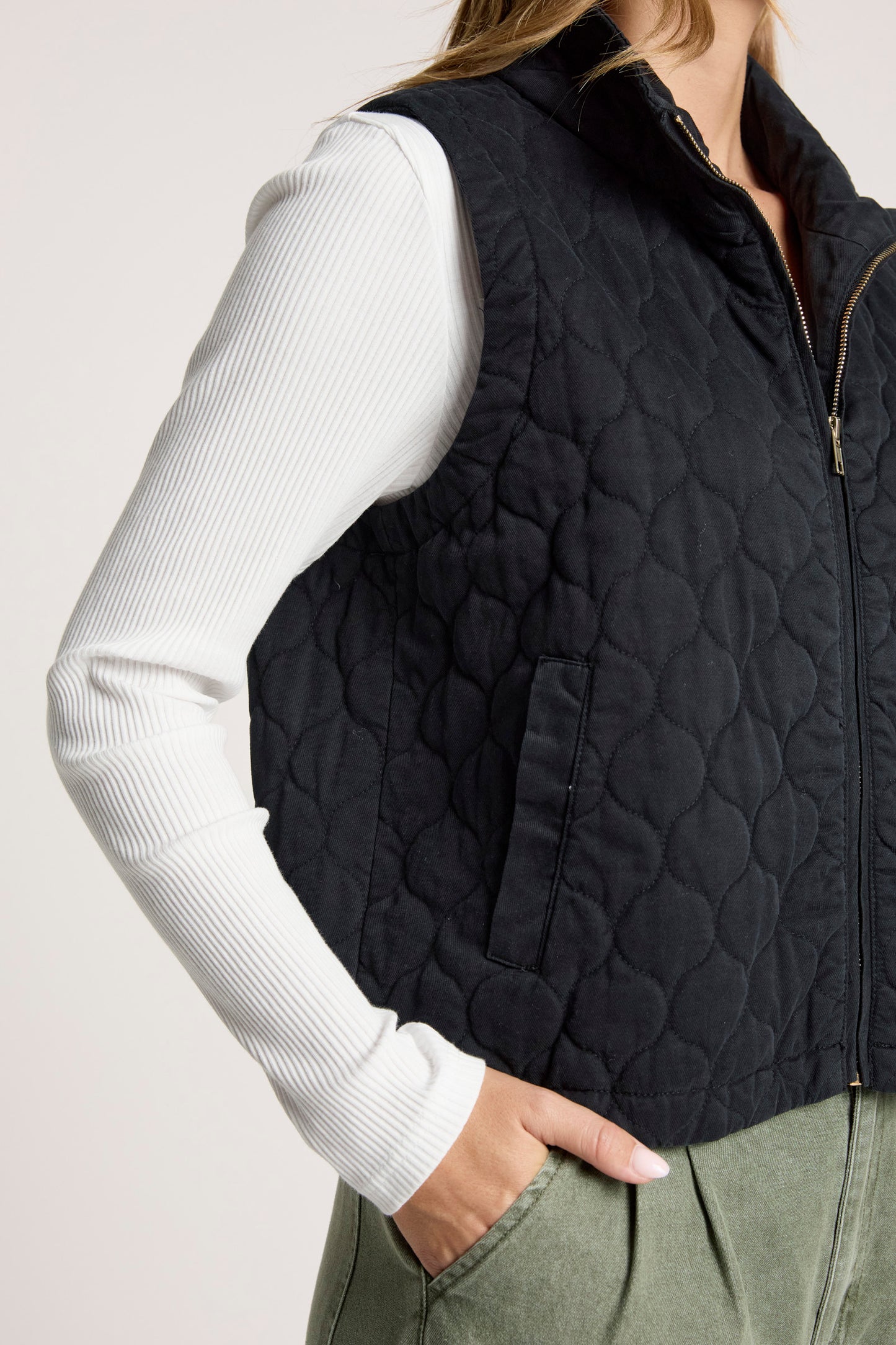 Sansi Quilted Crop Vest from Eb+Ive - Black colour