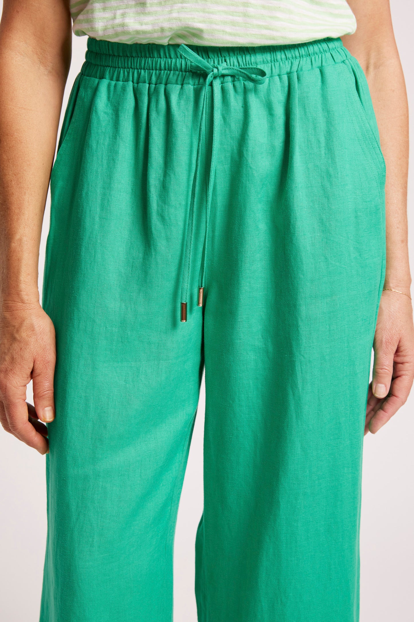 Cove Relaxed Pant from Eb+Ive - Jade