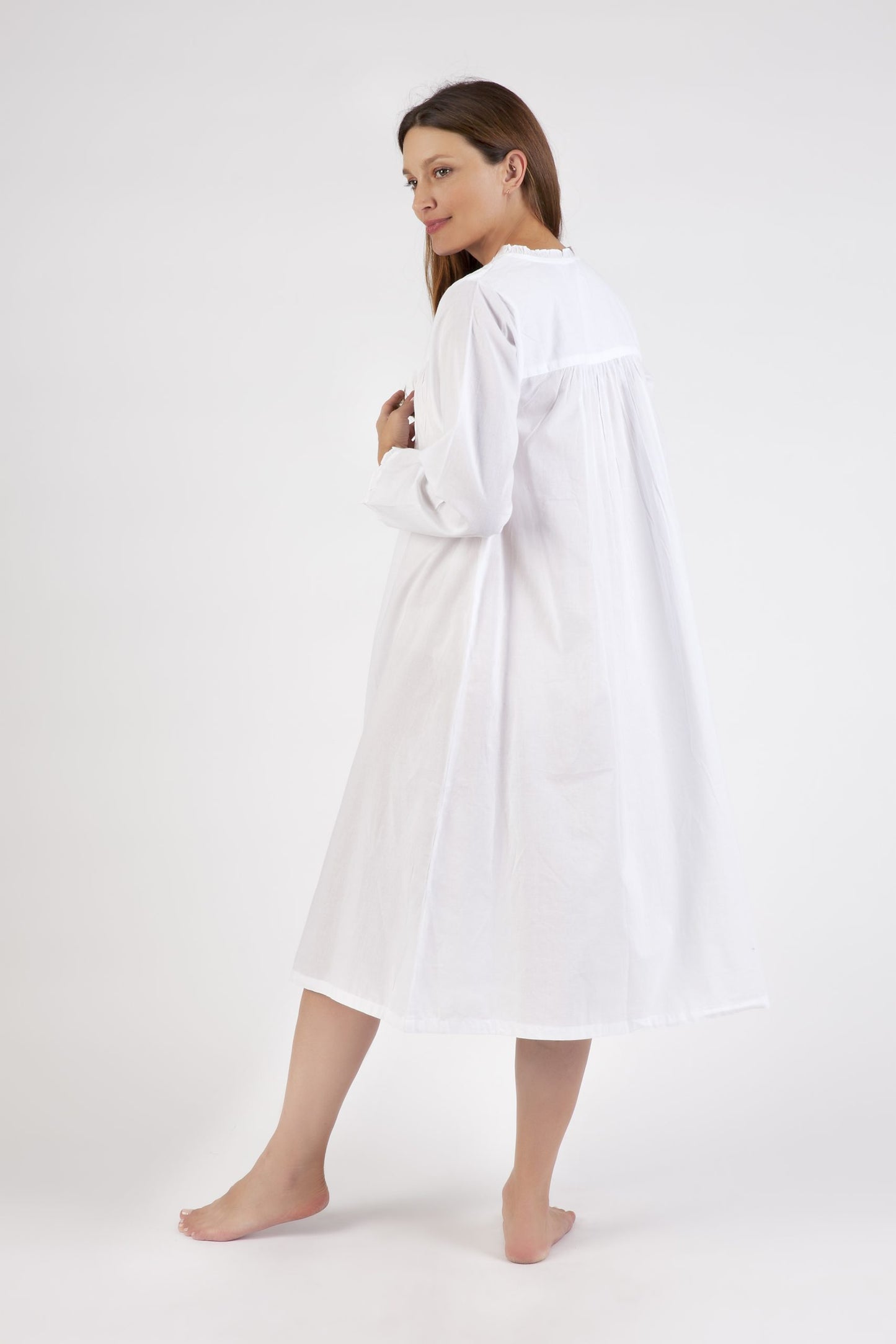 Embroidered White Cotton Long Sleeve Nightie - Arabella MD34LS