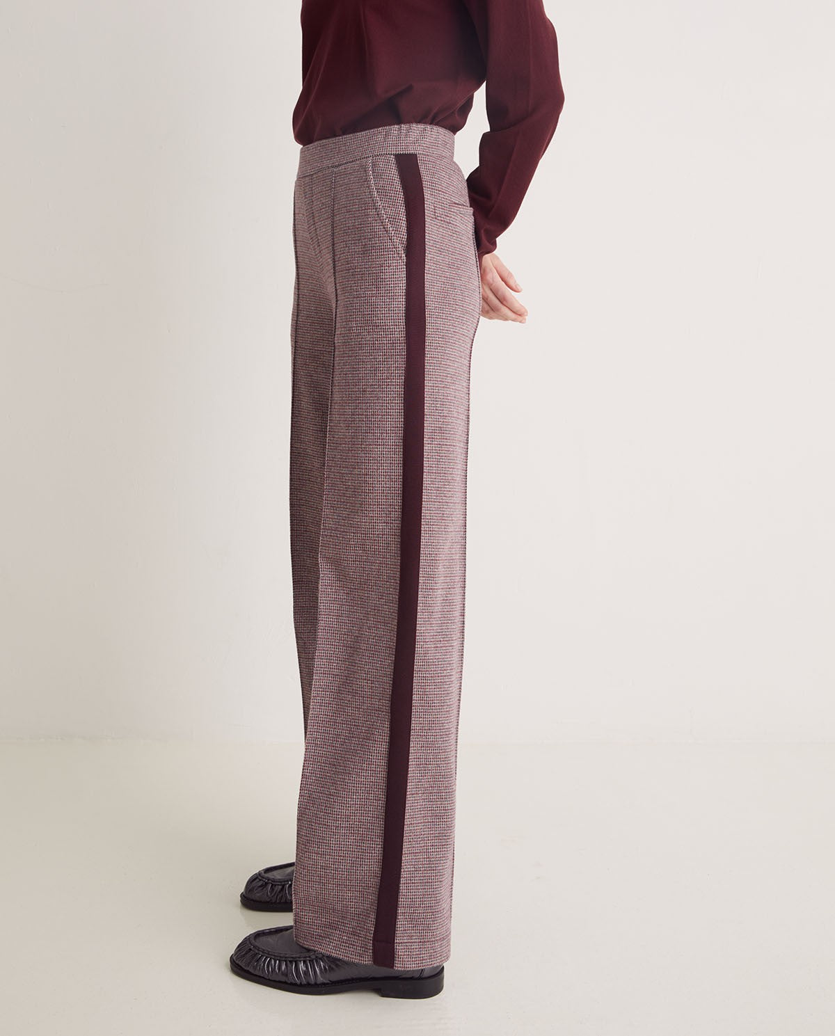Yerse Aubergine soft wide houndstooth trousers