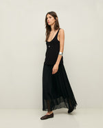 Yerse Barcelona Black layered Camisole Dress