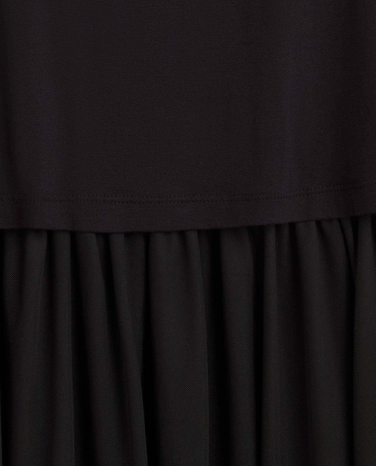 Yerse Barcelona Black layered Camisole Dress