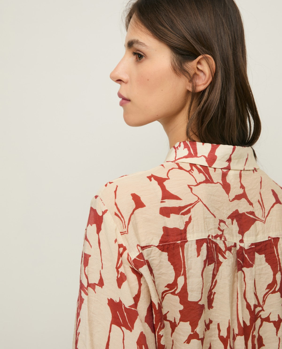 Yerse Barcelona Flowy Floral blouse