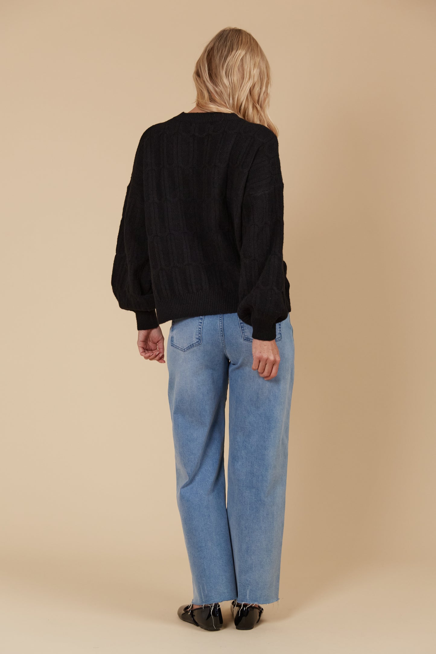 Hera Jumper - Onyx colour