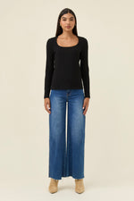 Naria Scoop neck Top from Isle of Mine - onyx