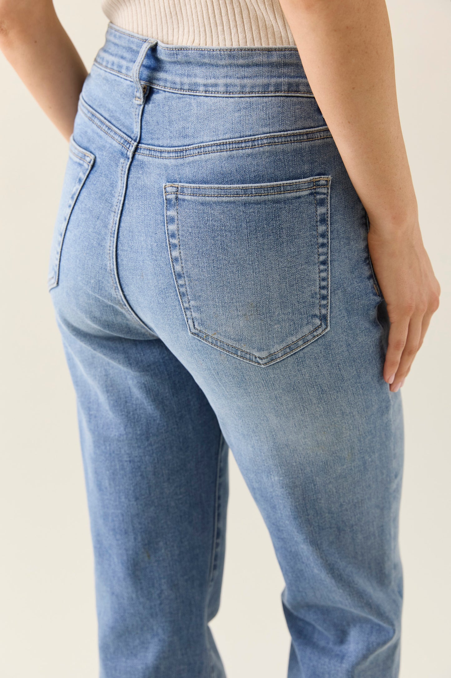 Nora Jean - Tide