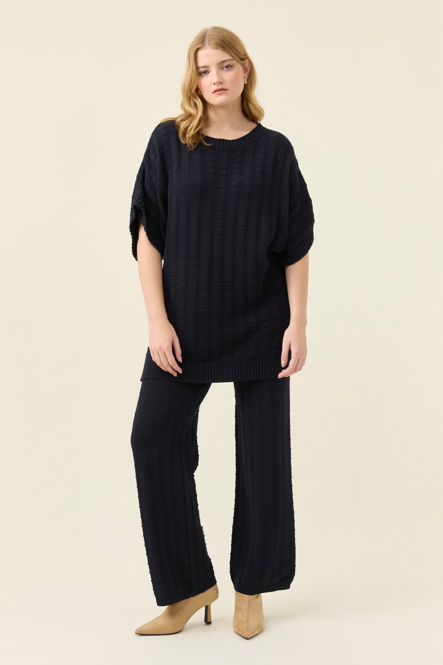 Sadie Knit Pant from Isle of Mine - Navy