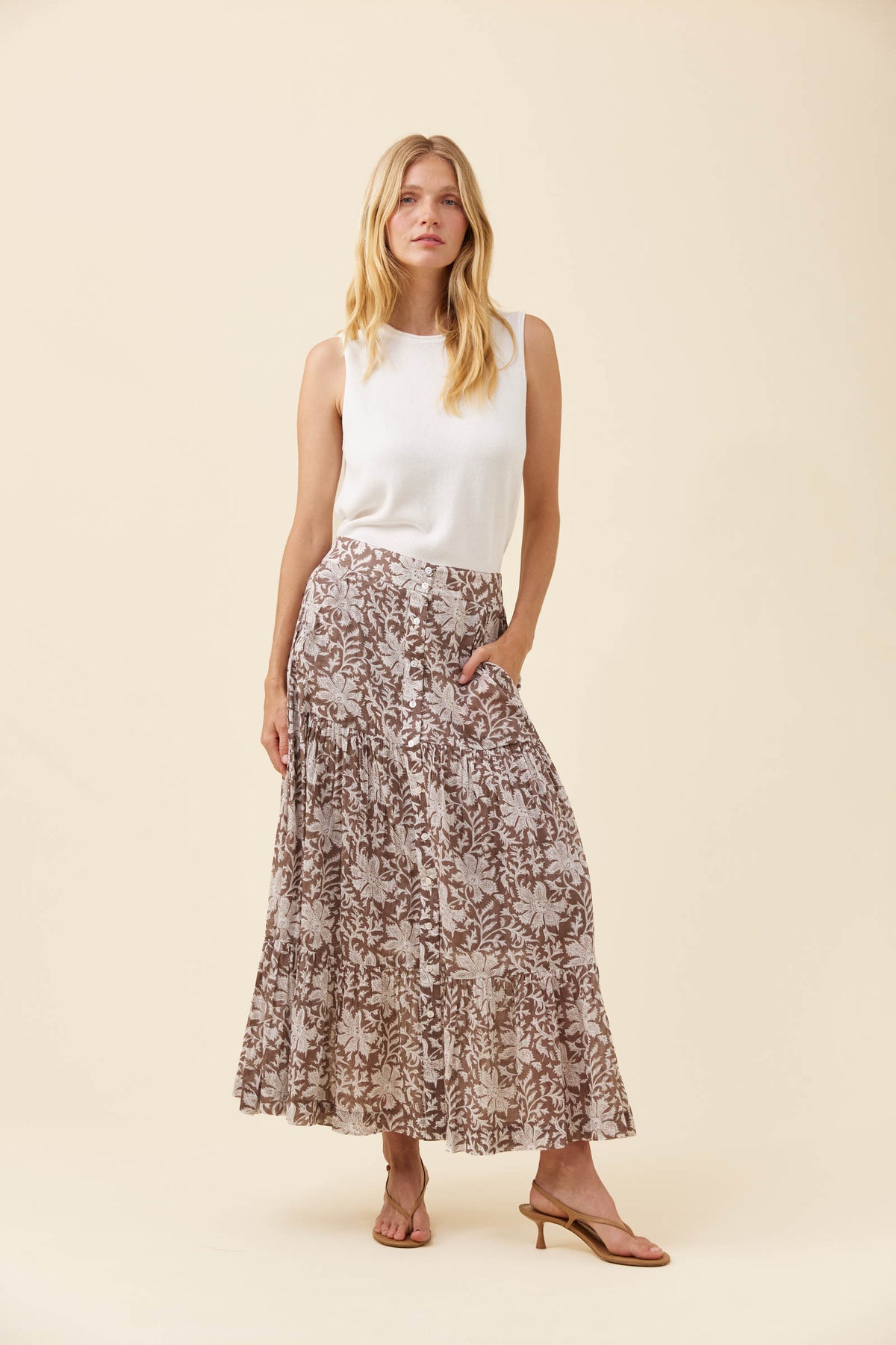 Wilma Skirt from Isle of Mine - Taupe