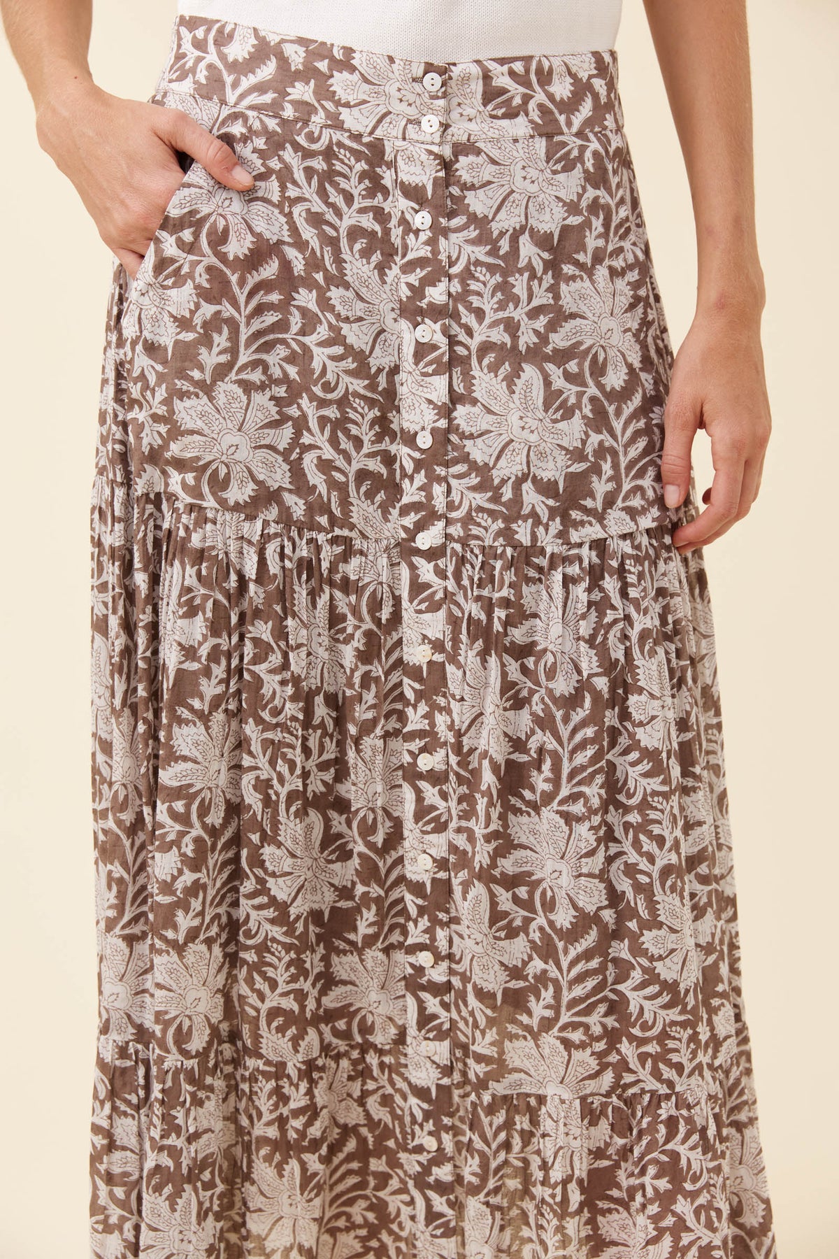 Wilma Skirt from Isle of Mine - Taupe