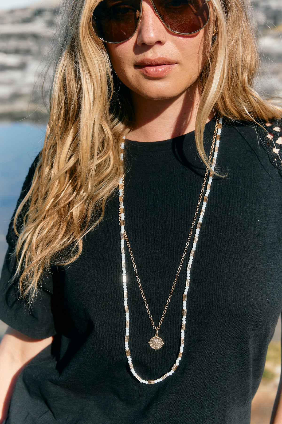 Frida Necklace - Gold/White