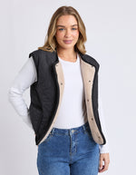 Foxwood Alberta Vest - Black with cream lining