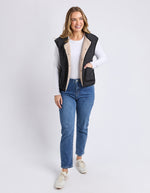 Foxwood Alberta Vest - Black with cream lining