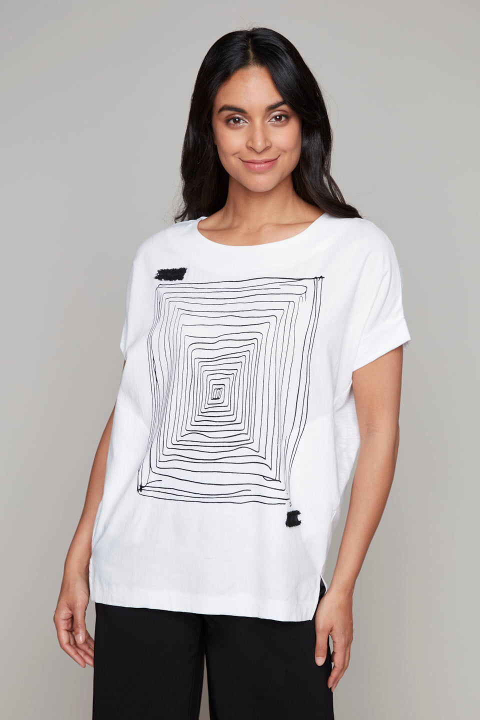 Carre Noir Abstract print T-shirt with split hems