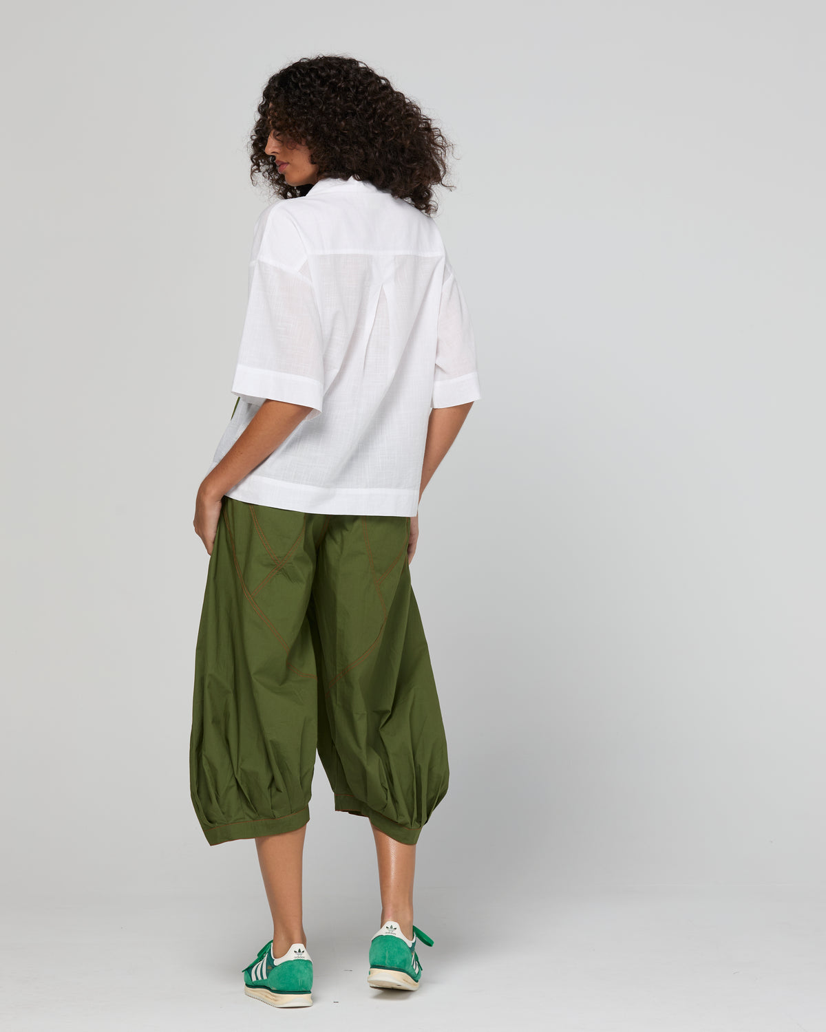 Guru Pant in Chive green