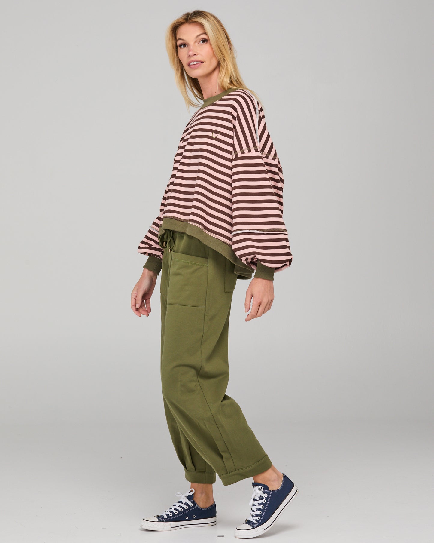 Boom Shankar Guru Sweatshirt - Dusty pink