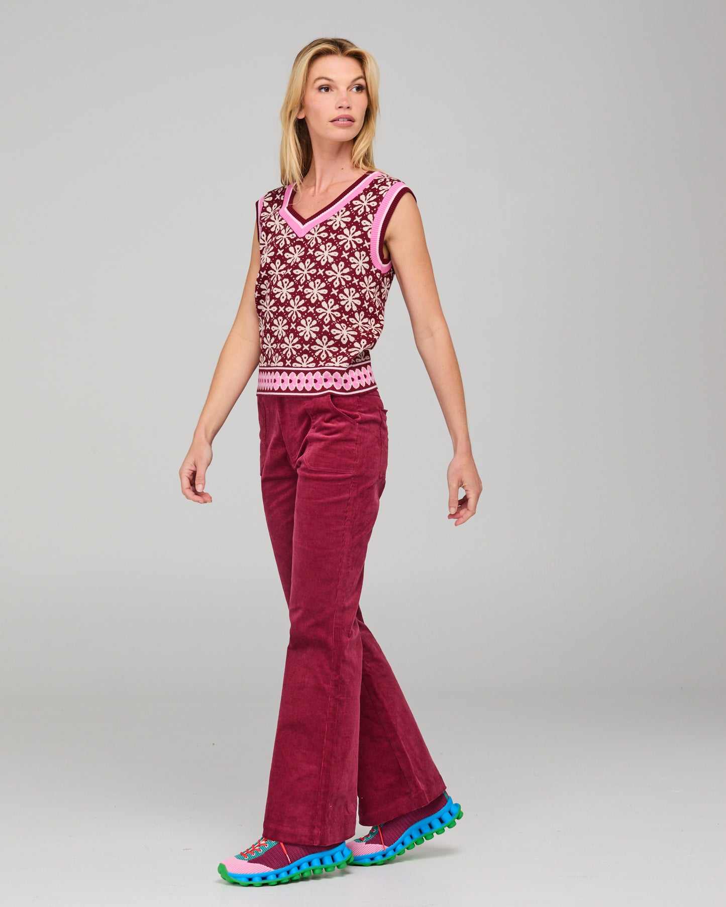 Boom Shankar Gigi Vest - Merlot Jacquard knit