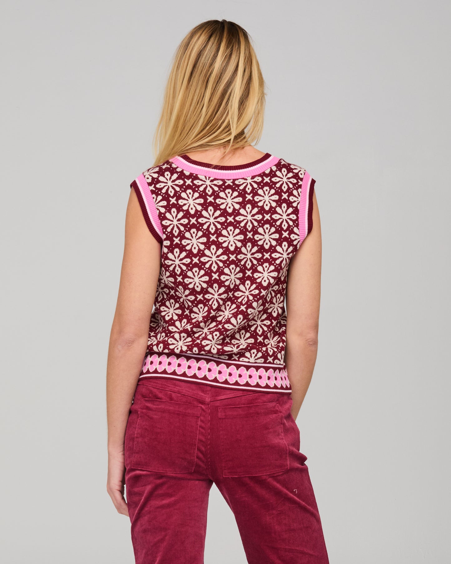 Boom Shankar Gigi Vest - Merlot Jacquard knit