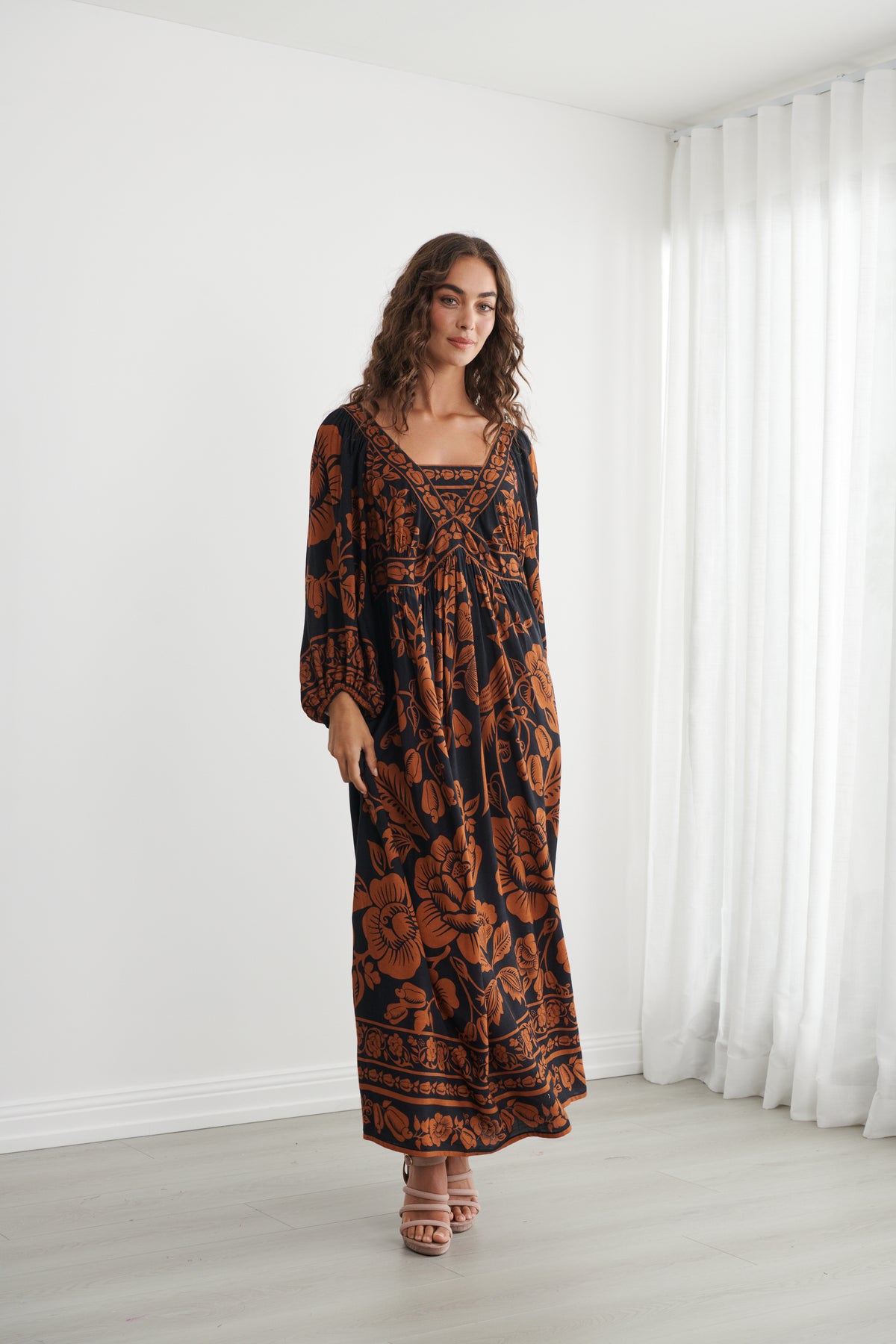 Caju Print Maxi Dress with Bishop Sleeves