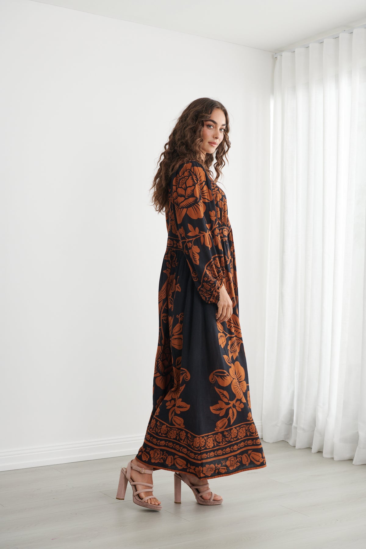 Caju Print Maxi Dress with Bishop Sleeves