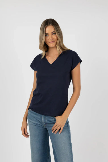 Must Have Tee - Navy