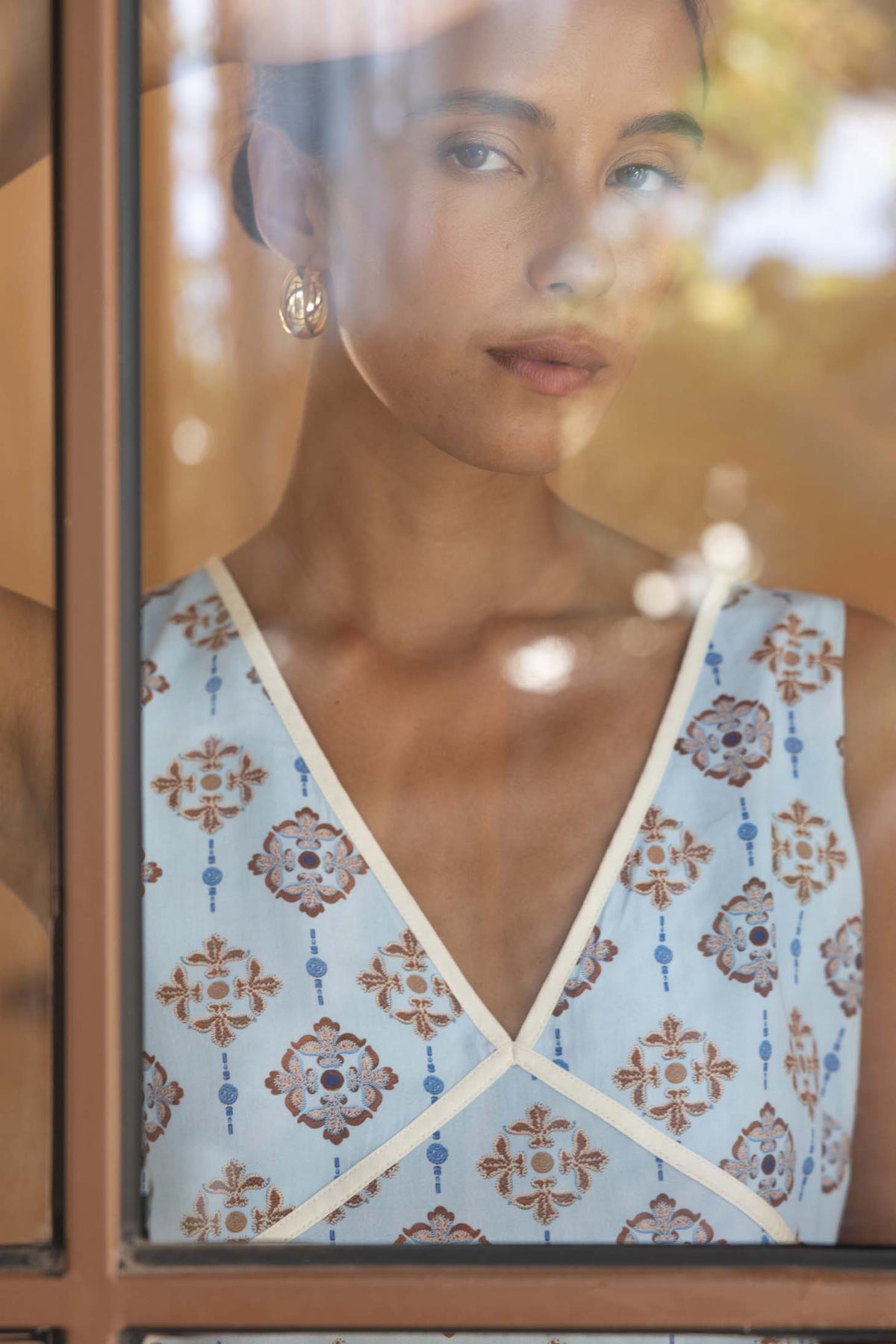 Vintage Tales Top from Humidity Lifestyle - Blue/Cream