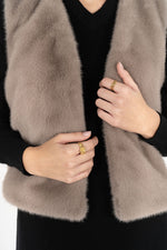 VIENNA VEST - Latte colour