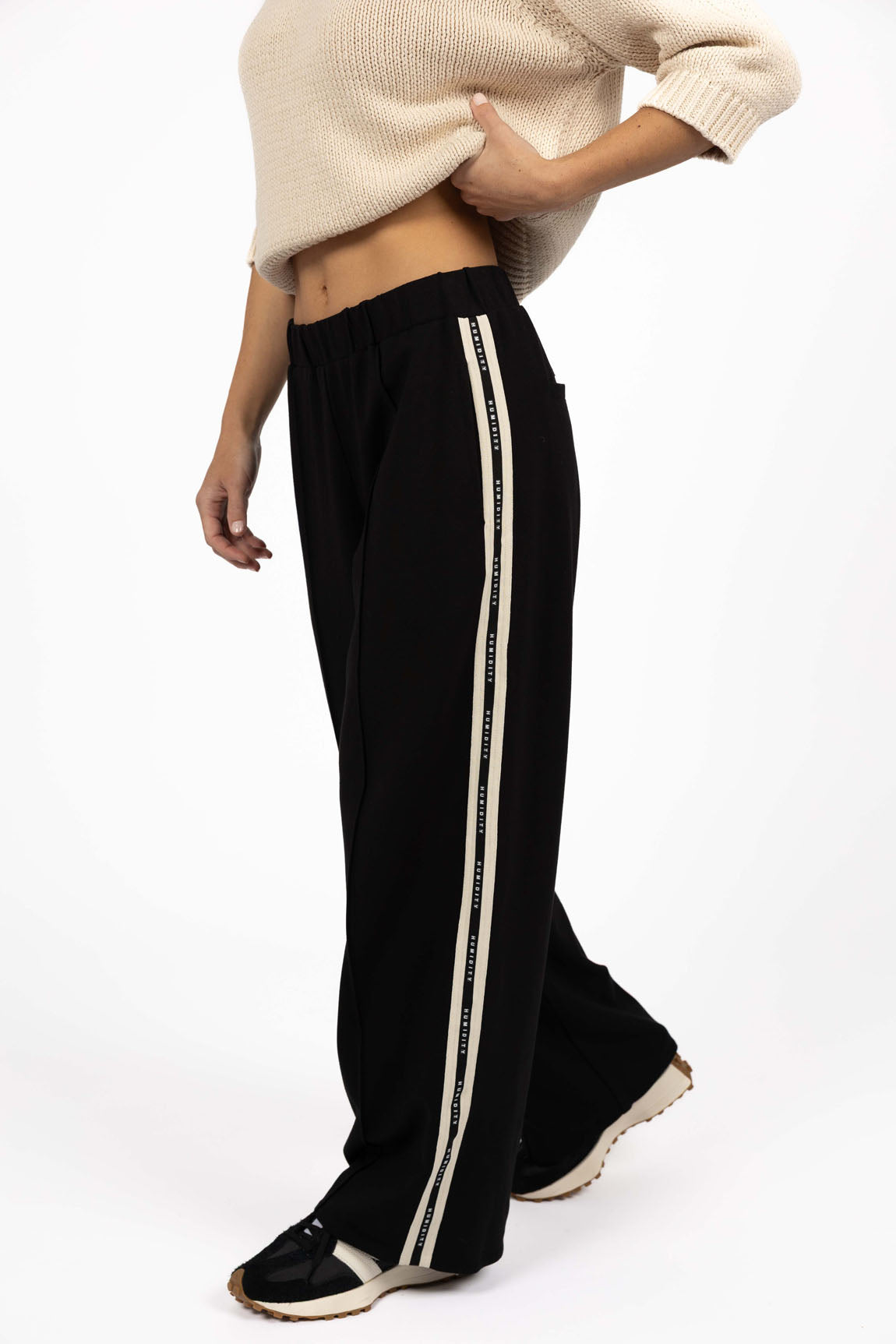 Roca Pant from Humidity Lifestyle - Black