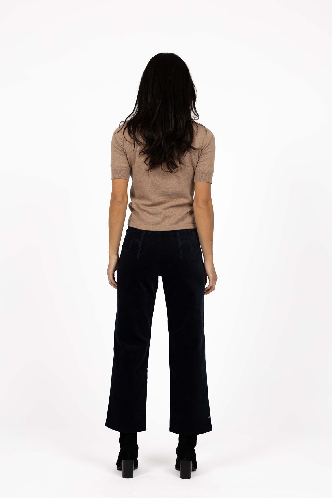 Vera top from Humidity Lifestyle - Hazelnut