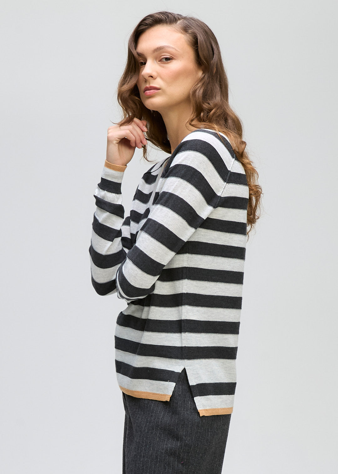 LD & Co Stripe V Jumper - Light Marl
