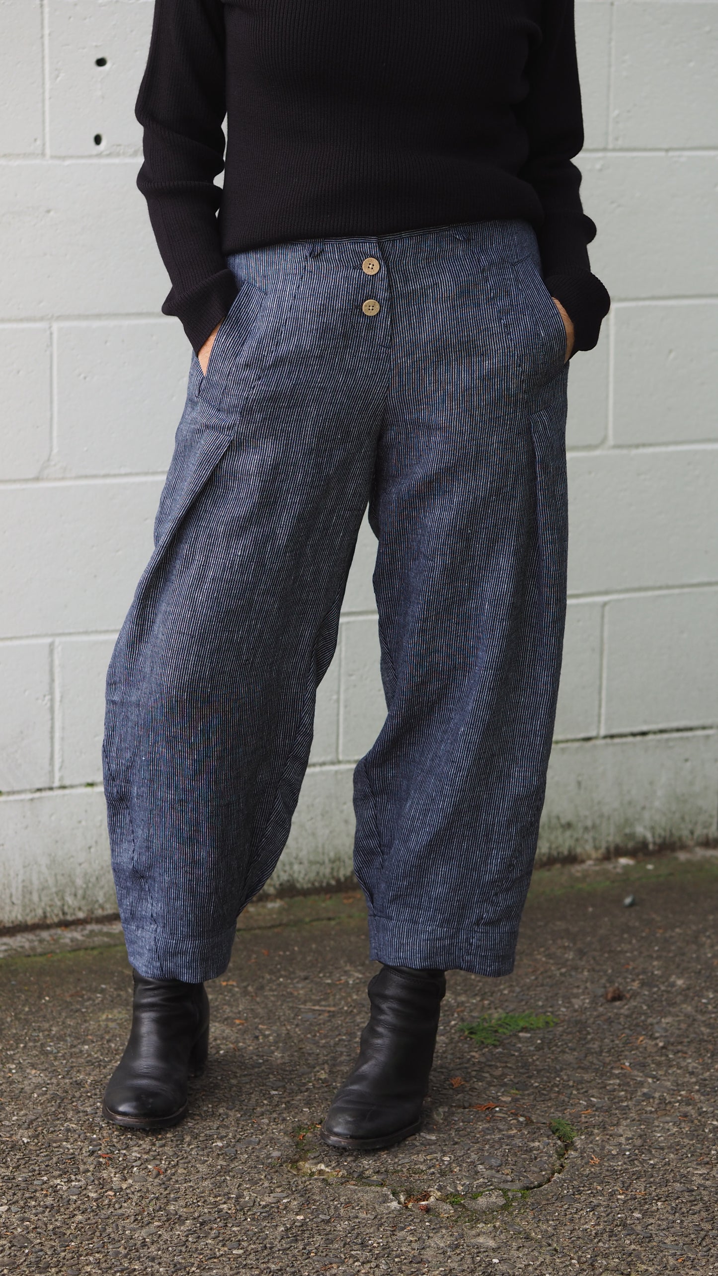 Maple Pants - Fine Navy Stripes