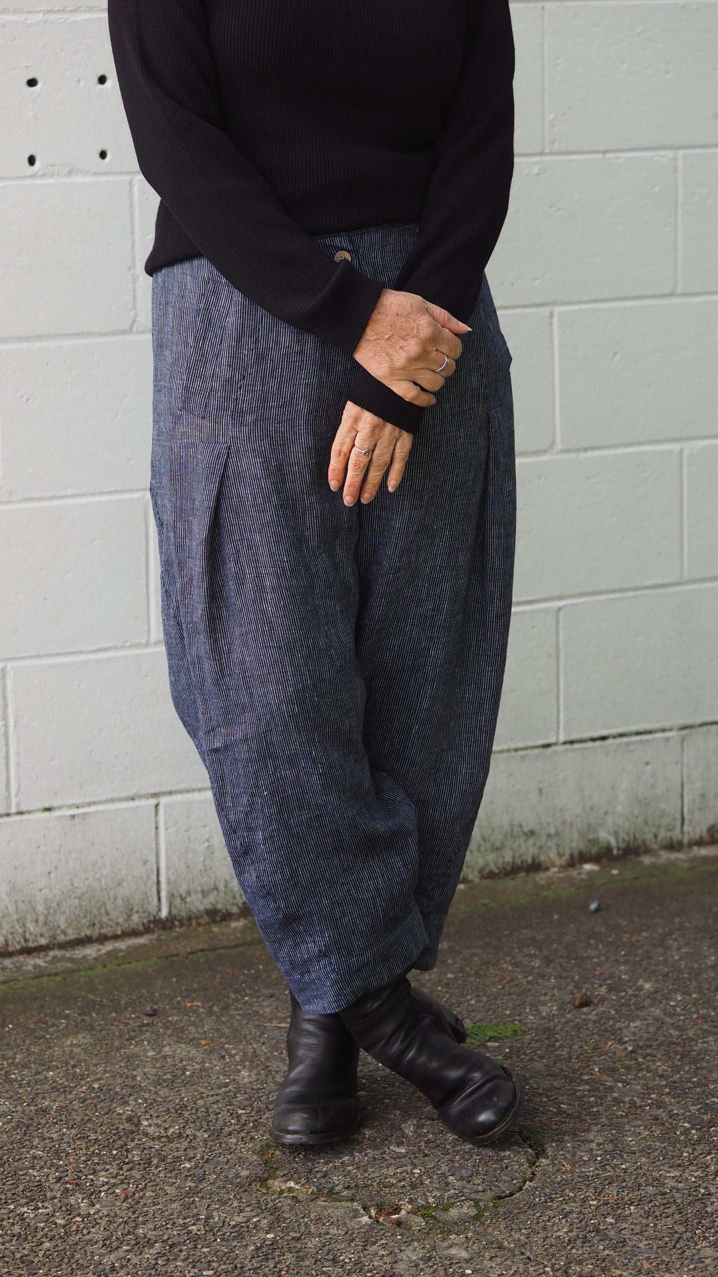 Maple Pants - Fine Navy Stripes