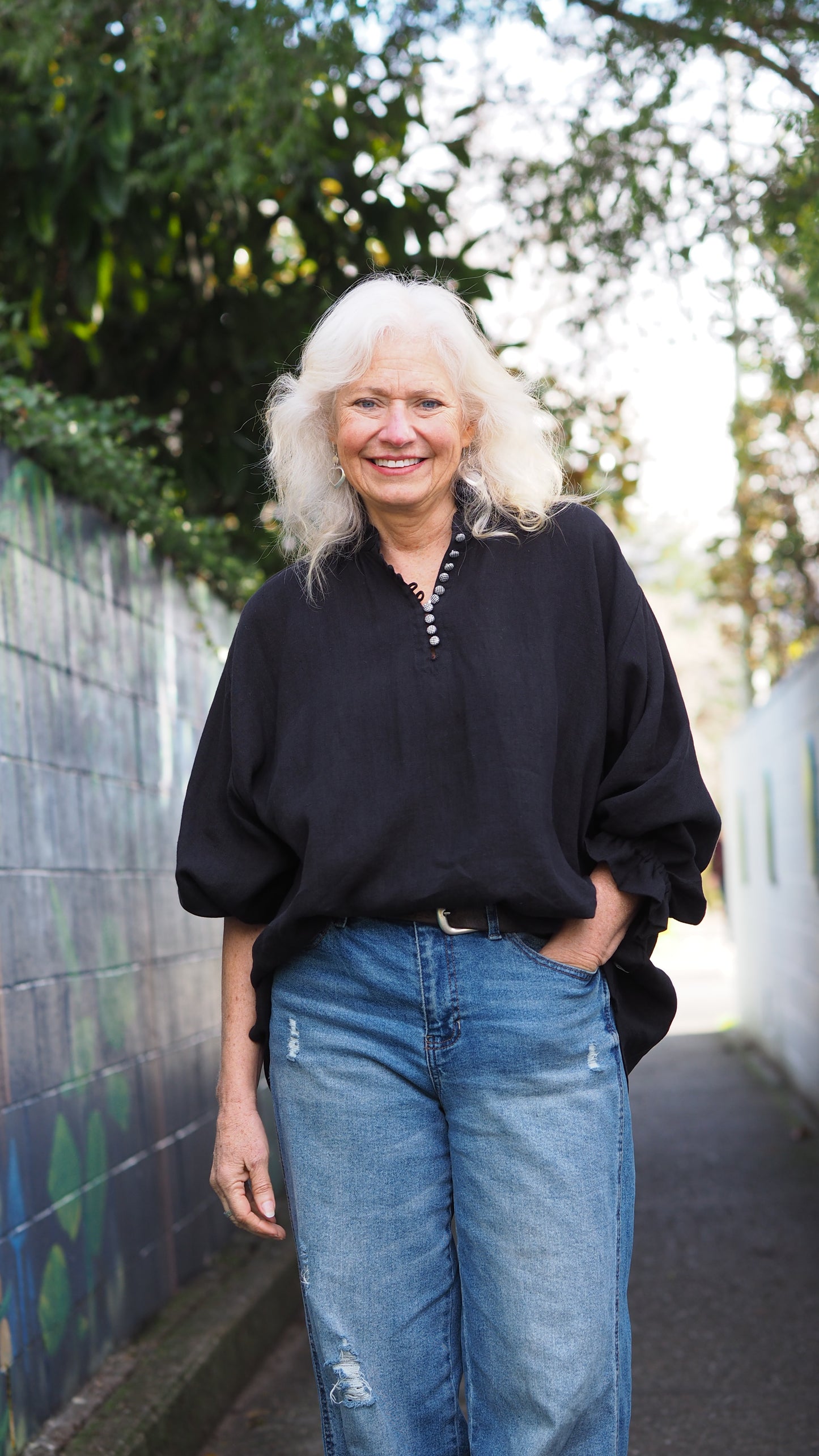 Akitio Blouse -Black